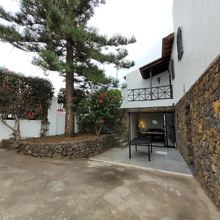 Casa Mariposa Monarca 2 *