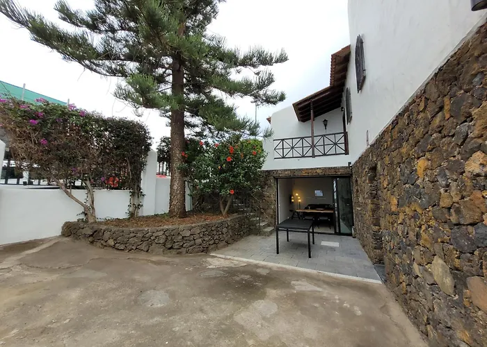 Casa Mariposa Monarca 2 *